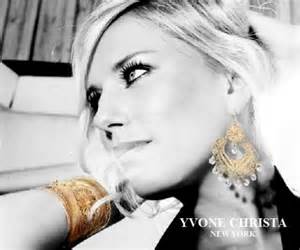 logo Yvone Christa
